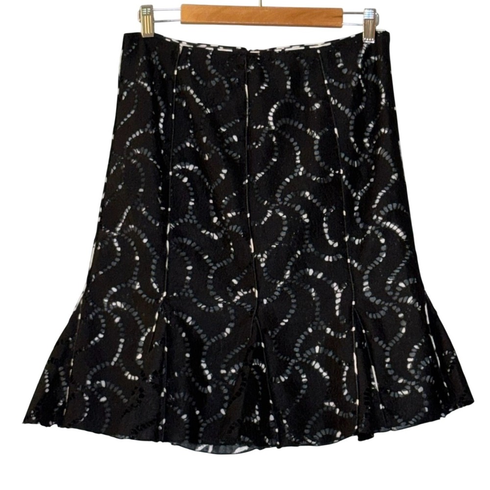 ALBERTO MAKALI Skirt Size 10 Black White Flared Hem Elegant‎ Modern Chic